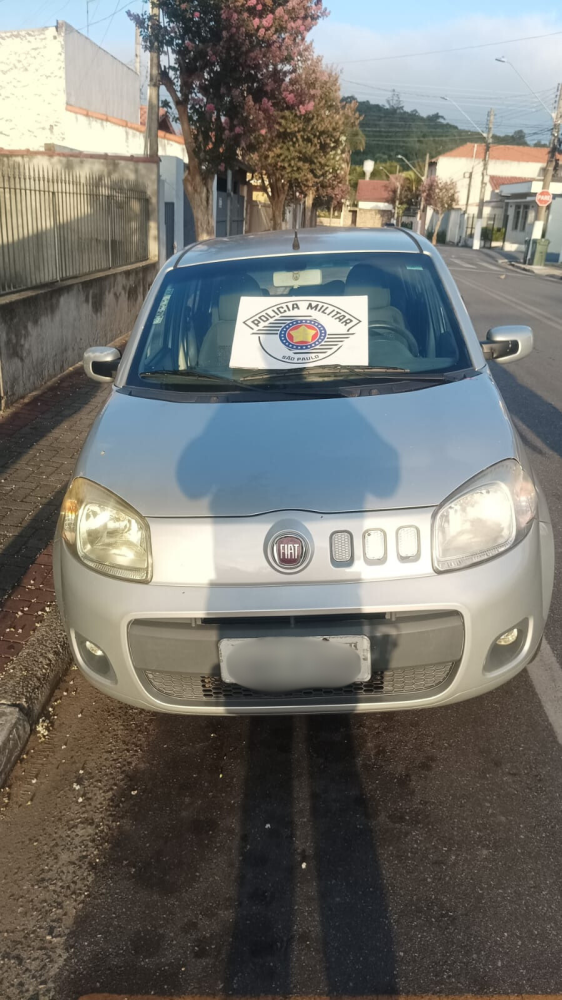 PM de Guararema detém suspeitos e apreende menor após furtos de veículos