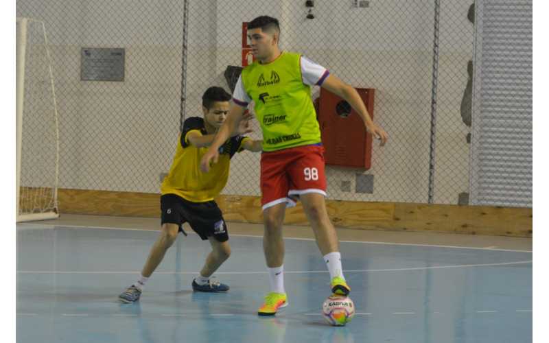 Futsal Feminino de Araraquara é tricampeão da Liga Paulista